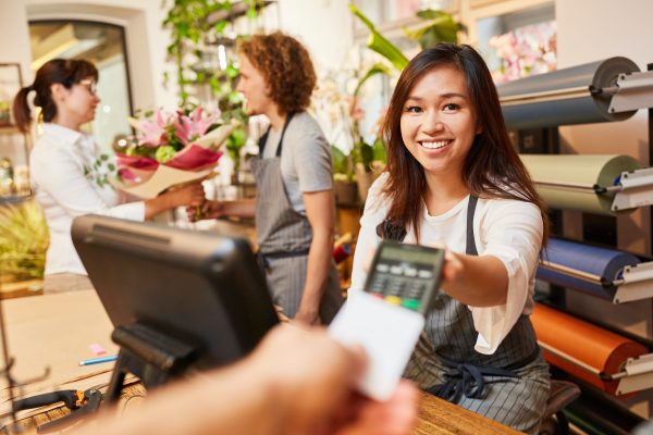 Customer Service Level 1 or Level 2 Certificate